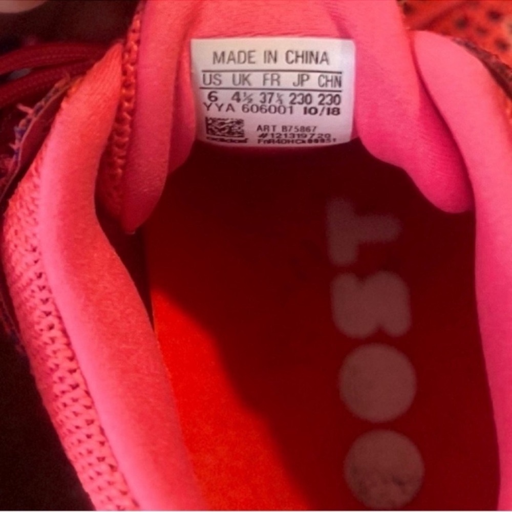 Adidas Ultraboost ST sneakers - Picture 7 of 16
